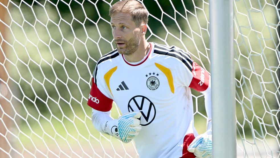 Weil Manuel Neuer noch nicht fit ist, darf Oliver Baumann gegen Finnland noch einmal ins Tor. Foto: Federico Gambarini/dpa