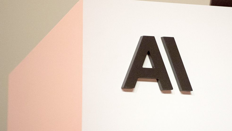 Nach einer neuen Finanzierungsrunde ist Anthropic mehr wert als der Konkurrent OpenAI. (Archivbild) Foto: Andrej Sokolow