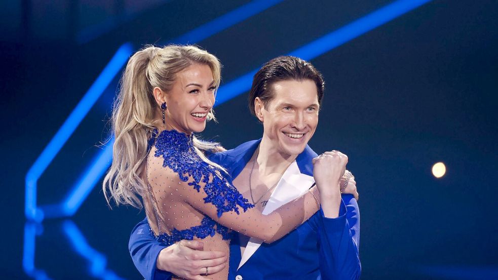 Anna-Carina Woitschack holte sich mit ihrem ersten Tanz im „Let’s Dance“-Finale direkt 30 Punkte. Foto: Rolf Vennenbernd