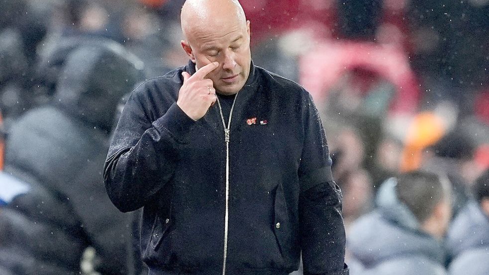 Arne Slot muss den FC Liverpool verlassen. Foto: Peter Byrne