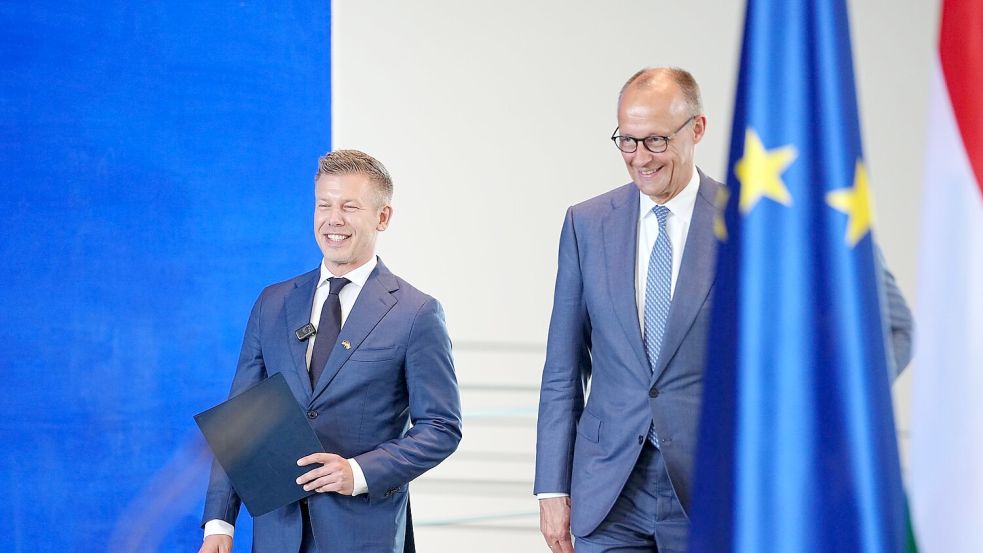 Gut gelaunt im Kanzleramt: Magyar und Merz. Foto: Kay Nietfeld/dpa