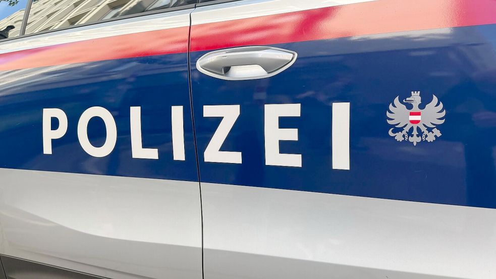 Die Tote soll nun von der Gerichtsmedizin untersucht werden. (Symbolbild) Foto: Matthias Röder/dpa
