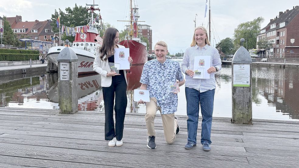 Das sind die Preisträger: Rieke Götemann (Max-Windmüller-Gymnasium), Sönke Duits (SV Blau-Weiß Borssum) und Beke Folkerts (LHON Deutschland e.V.). Fotos: Stephanie Schuurman