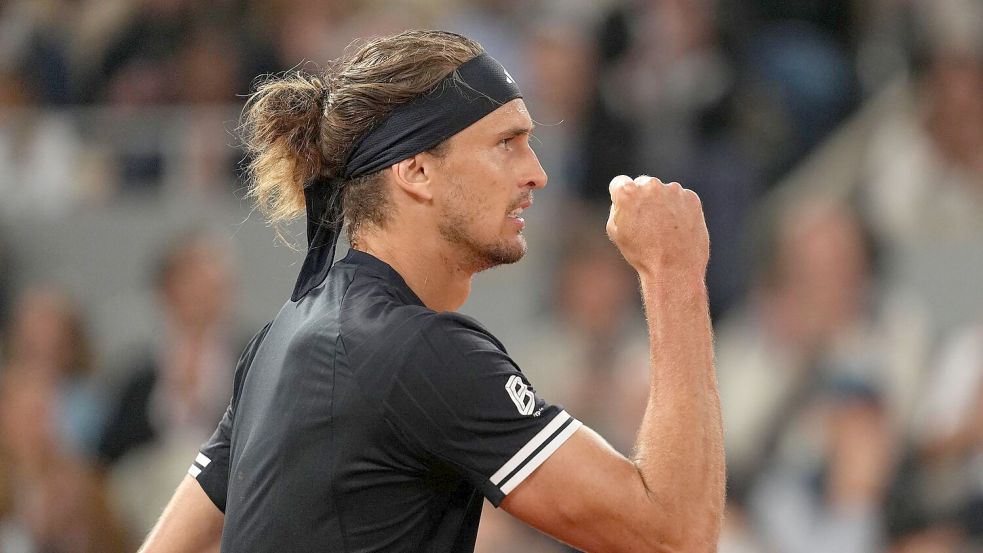 Alexander Zverev will in Paris noch zwei Siege bejubeln. Foto: Thibault Camus