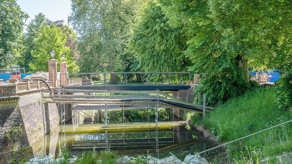 Die Evenburg-Brücke ist weiterhin eine Baustelle. Foto: Klaus Ortgies