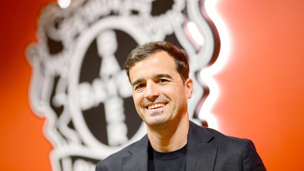 Carles Martinez Novell ist der neue Cheftrainer bei Bayer Leverkusen. Foto: Anke Waelischmiller