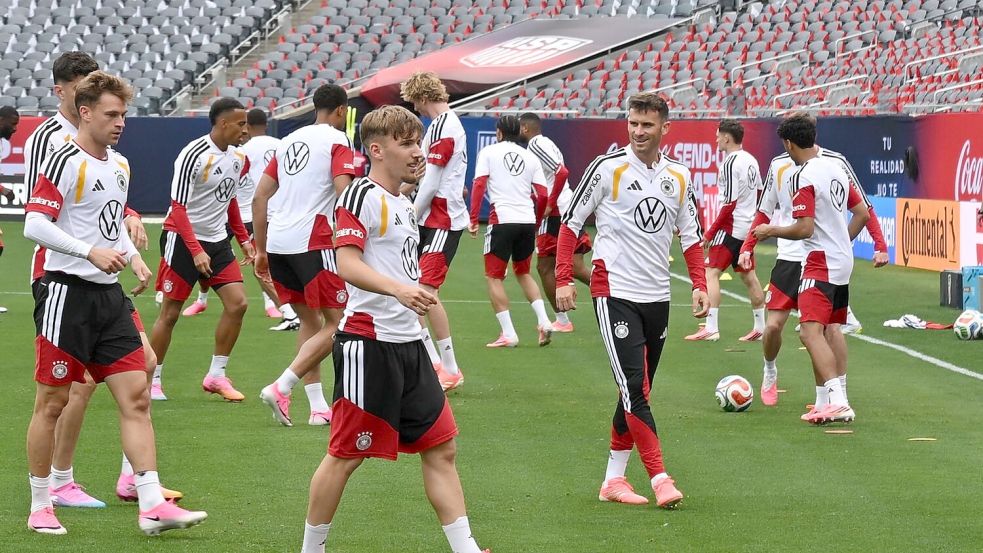 Karl im DFB-Training vor seiner Verletzung. Foto: Federico Gambarini/dpa
