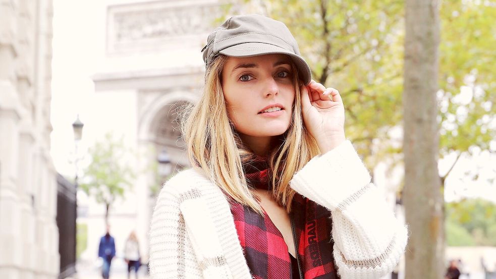 Model und Autorin Marie von den Benken beschreibt, wie sie sich als Norddeutsche in Paris fühlte. Foto: @alex.diekmann