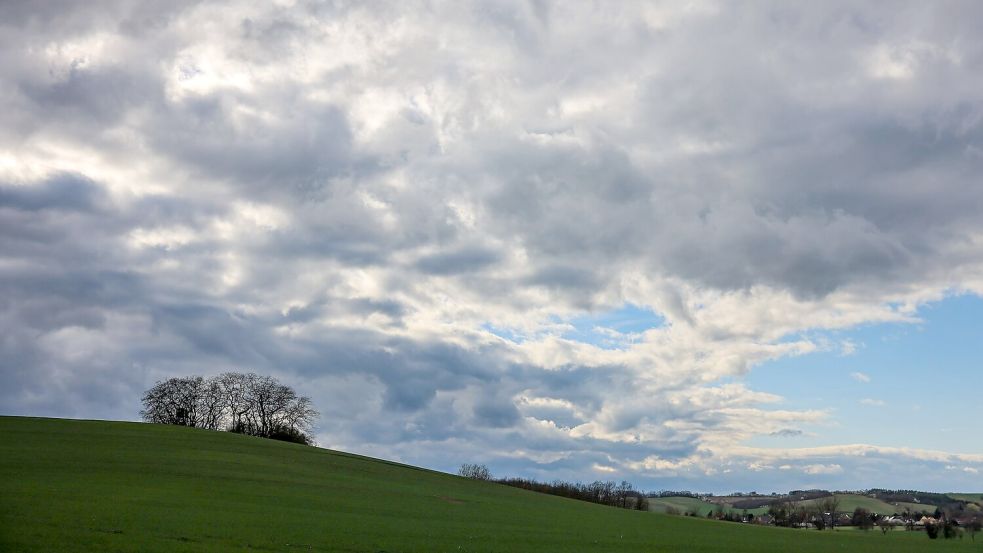Das Wetter in den kommenden Tagen zeigt sich unbeständig. (Symbolbild) Foto: Jan Woitas