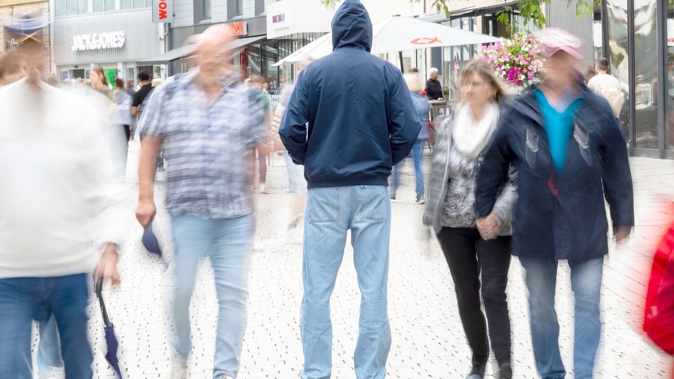 Bloß nicht auffallen und erkannt bleiben möchten nach wie vor Menschen, die nicht gut lesen und schreiben können. Wir haben mit Zweien gesprochen und starke Persönlichkeiten kennengelernt. Foto: Tobias Saalschmidt