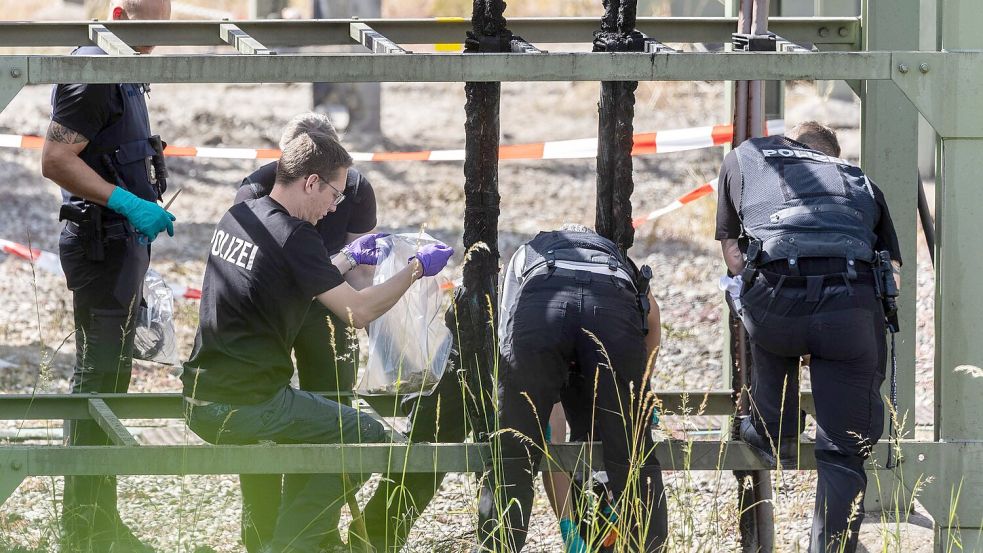 Aus Sicherheitskreisen heißt es, die Vorgehensweise deute auf linksextremistische Täter hin. Foto: Christoph Schmidt