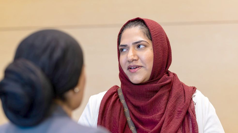 Eine Frau, die mit ihrem pakistanischen Namen keinen Besichtigungstermin für eine Mietwohnung erhielt, klagte unter Berufung auf das Allgemeine Gleichbehandlungsgesetz erfolgreich auf Schadenersatz. (Archivfoto) Foto: Philipp von Ditfurth/dpa