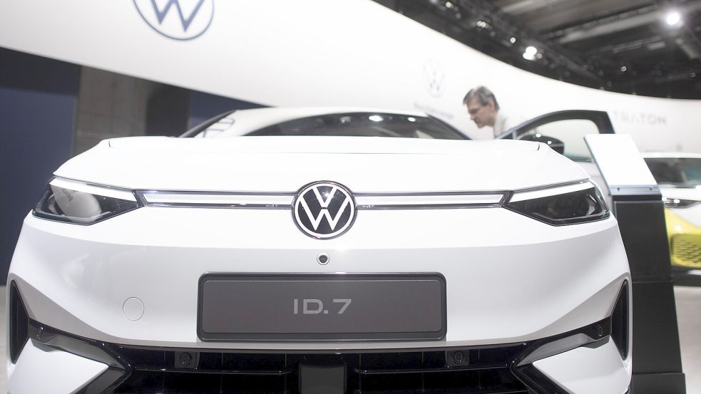 Mehrfach ausgezeichnet: der ID.7 von VW Emden. Nun bekommt das Fahrzeug ein Software-Update. Foto: IPON/Imago