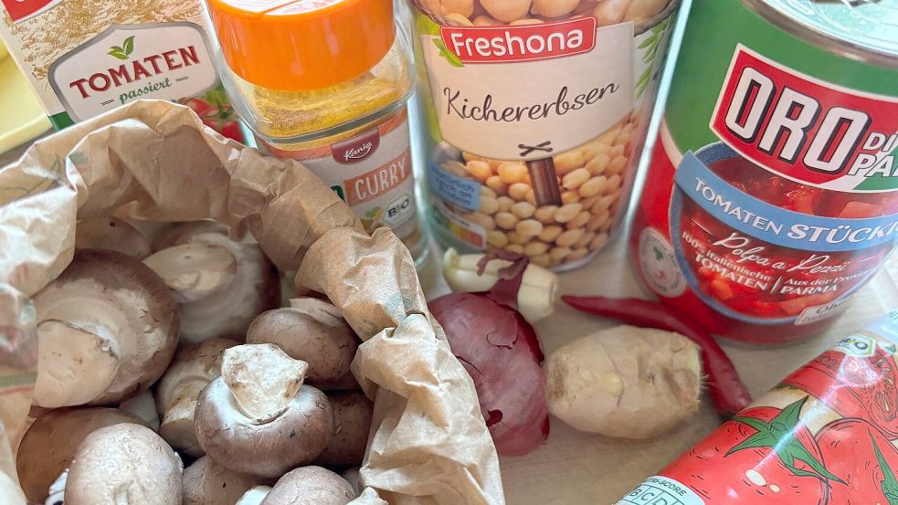 Für dieses Gericht braucht man nicht so viele frische Zutaten. Zur Not kann man bestimmt auch Champignons aus der Dose nehmen. Foto: Carmen Leonhard