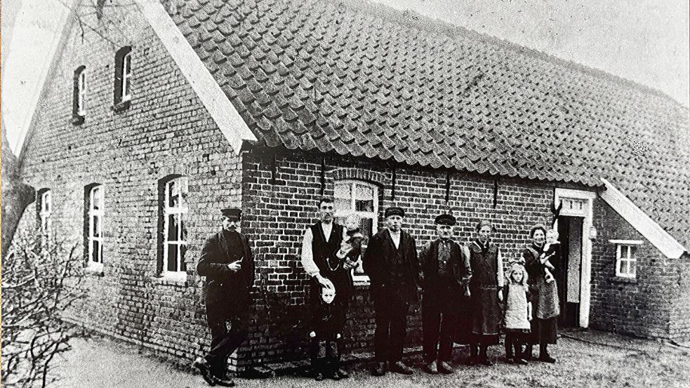 Ein Haus aus Stein konnten sich erst die zweite oder dritte Generation der Veenhuser Kolonisten leisten. Die ersten lebten wohl in Plaggenhütten aus Lehm. Repro: privat