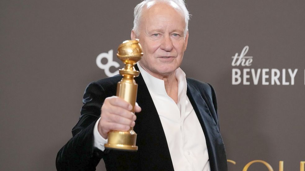 Seinen ersten Golden Globe bekam Skarsgård in diesem Jahr für seine Rolle in „Sentimental Value“. (Archivbild) Foto: Chris Pizzello/Invision/AP/dpa