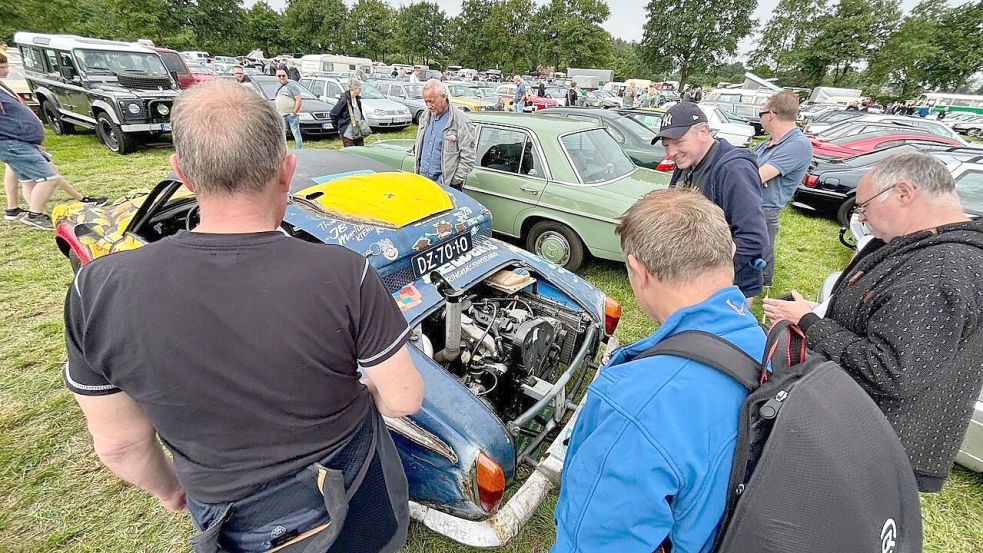 In Bockhorn treffen sich am Wochenende wieder Oldtimerfans. Foto: Klaus Ortgies/Archiv