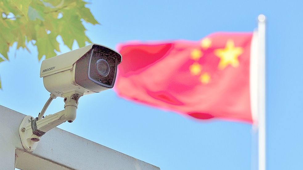 Die chinesische Regierung warnt vor einer neuen Spionage-Methode: Tiere würden für ausländische Nachrichtendienste Gewässer-Daten sammeln. Foto: IMAGO/Daniel Kubirski