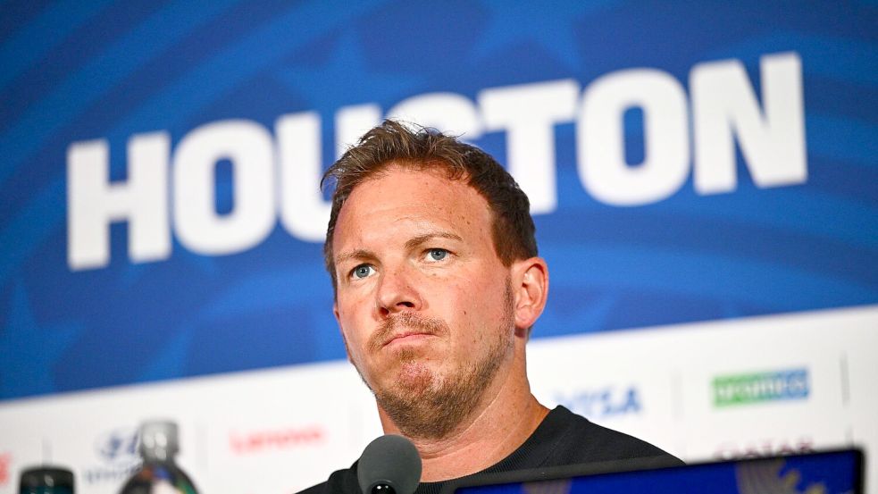 Julian Nagelsmann reagiert auf Aussagen der TV-Experten Klopp und Müller Foto: Tom Weller/dpa