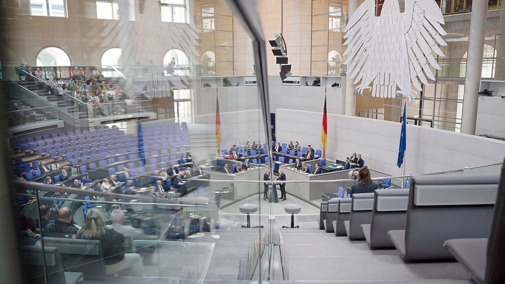 Wenn die Demokratie bröckelt, schadet das meinem Unternehmen - so sehen das laut einer Umfrage 78 Prozent der deutschen Führungskräfte. (Symbolbild) Foto: Markus Lenhardt