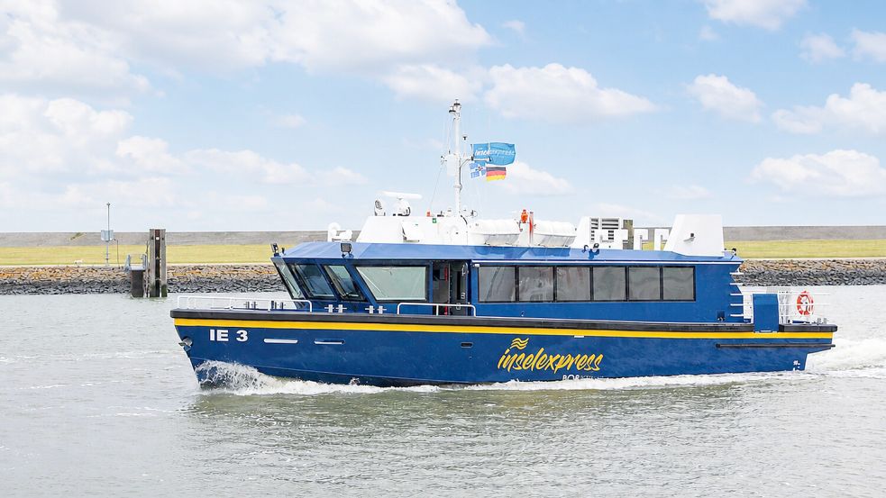 Der neue Inselexpress 3 ist am Montag getauft worden. Foto: Frisia