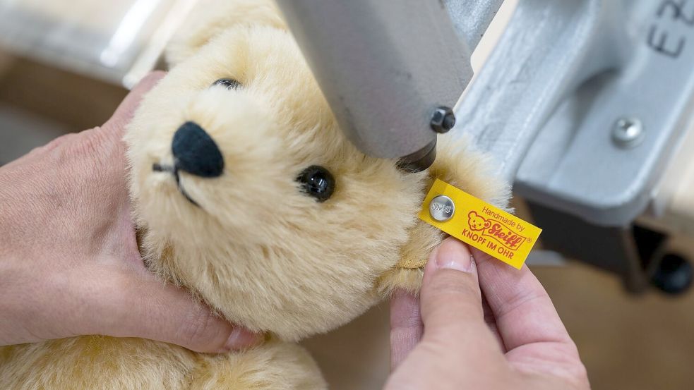 Ravensburger will die Mehrheit beim Plüschtierhersteller Steiff übernehmen. (Archivbild) Foto: Marijan Murat