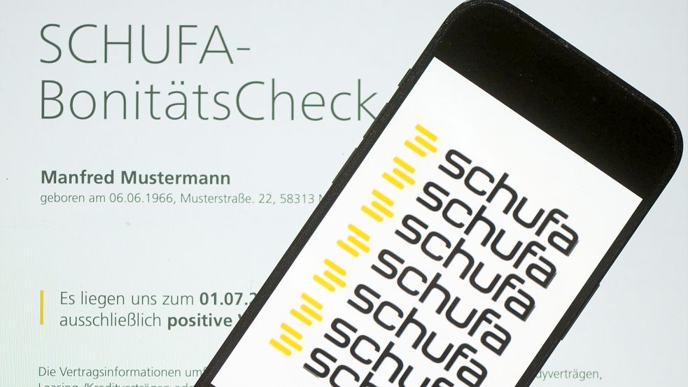 Wirtschaftsauskunfteien wie die Schufa sind private Unternehmen, die Daten sammeln, um vorherzusagen, wie wahrscheinlich es ist, dass eine Person in Zukunft ihre Rechnungen pünktlich bezahlen wird. Foto: Sebastian Kahnert