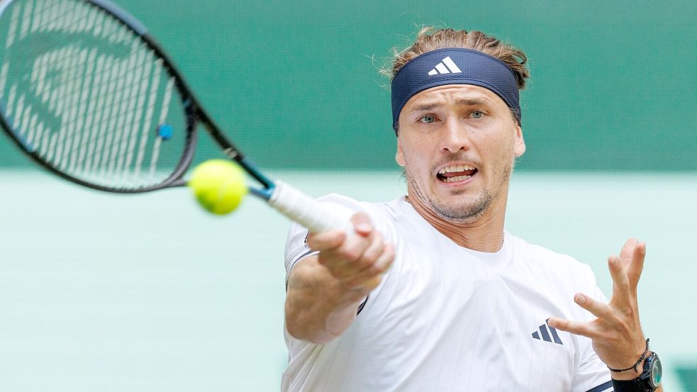 Alexander Zverev zeigte im Achtelfinale des Rasenturniers in Halle einen guten Auftritt. Foto: Friso Gentsch