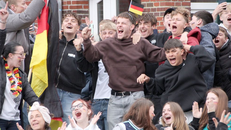 Deutschland erzielt Treffer um Treffer – und Borkum ist begeistert. Foto: Florian Ferber
