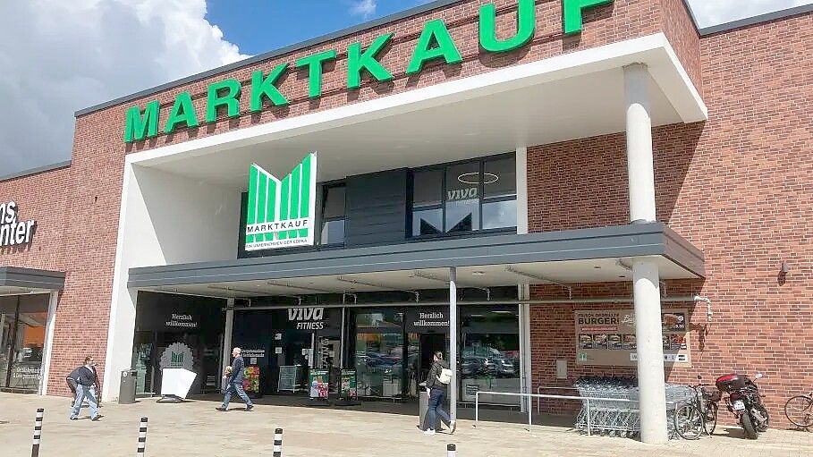Aus dem Marktkauf im Ems-Center in Papenburg hat ein Mann mehrfach versucht, Ware mitgehen zu lassen. Ladendetektive kamen ihm auf die Schliche. Foto: Gerd Schade