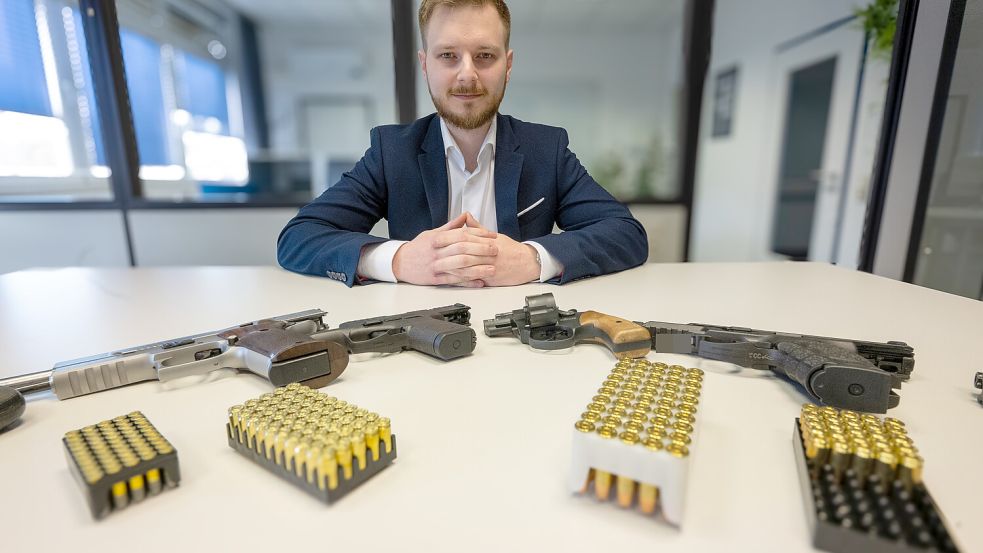 Marcel Müller ist Sachverständiger für Waffen und Munition. Foto: Klaus Ortgies