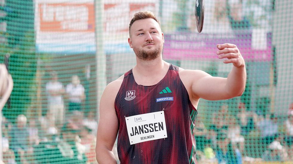 Mit gewisser Lockerheit bringt es Henrik Janssen zu großen Weiten. Foto: Imago