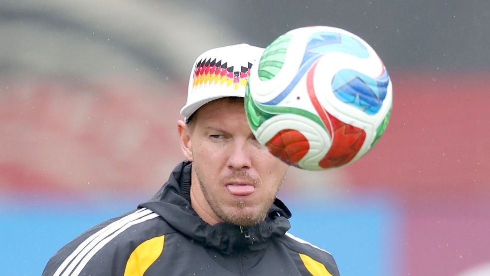 Wen lässt der Bundestrainer gegen Ecuador an den Ball? Foto: Jan Woitas/dpa