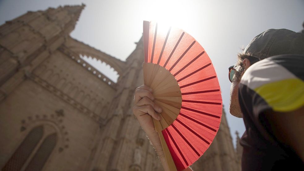 Fachleuten zufolge macht der Klimawandel die derzeitige Hitzewelle in Westeuropa intensiver. (Archivbild) Foto: Clara Margais