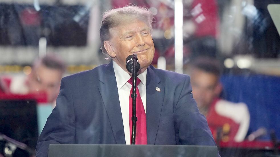 Trump lobt zum Auftakt der Feierlichkeiten vor allem seine eigene Politik. Foto: Alex Brandon