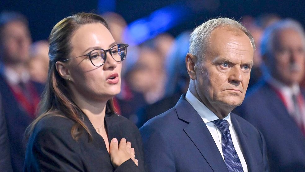 Ministerpräsidentin Swyrydenko (l.) aus Kiew vertritt Präsident Selenskyj. Foto: Adam Warzawa