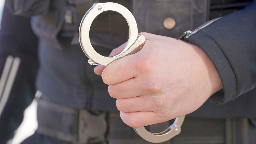 Die Polizei konnte den Verdächtigen festnehmen. (Symbolbild) Foto: Marcus Brandt