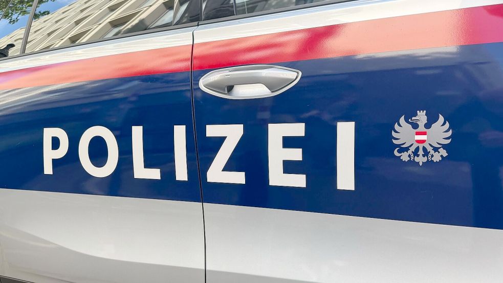Zwei Menschen sind bei einem Badeunfall verunglückt. (Symbolbild) Foto: Matthias Röder/dpa