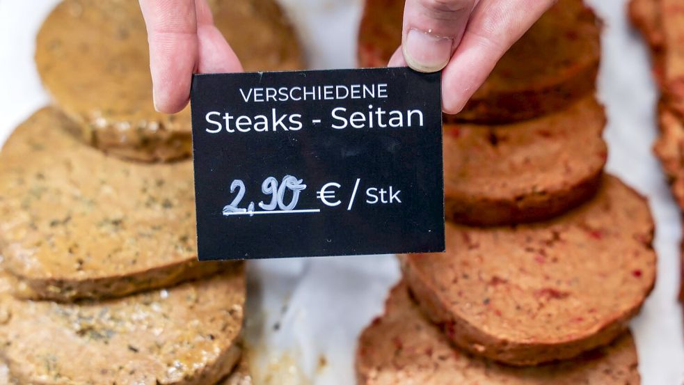 Aus Seitan - also hauptsächlich aus Weizen-Eiweiß - bestehende Scheiben dürfen künftig nicht mehr „Steak“ heißen. (Symbolbild) Foto: Oliver Berg