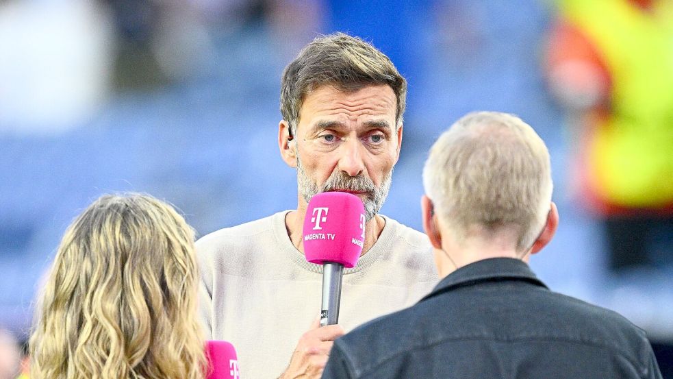 Sein aktuelles Sprachrohr: Jürgen Klopp kommentiert die WM bei MagentaTV. (Archivbild) Foto: Tom Weller/dpa