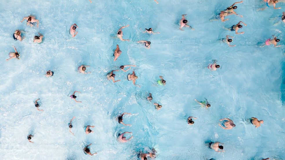 Ertrinken geht schnell und lautlos - Eltern müssen darum immer aufmerksam sein. (Symbolbild) Foto: Sebastian Kahnert