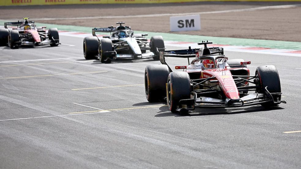 Charles Leclerc bleibt in Silverstone cool. Foto: Peter Powell