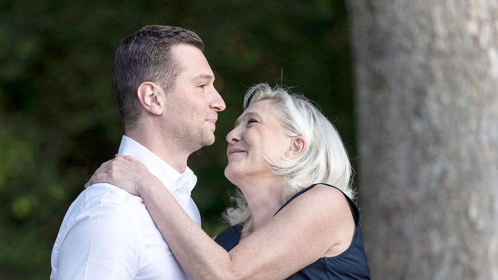 Zieht Le Pen nicht ins Rennen, schicken die Rechtsnationalen Parteichef Bardella in den Ring. (Archivbild) Foto: Jean-Francois Badias