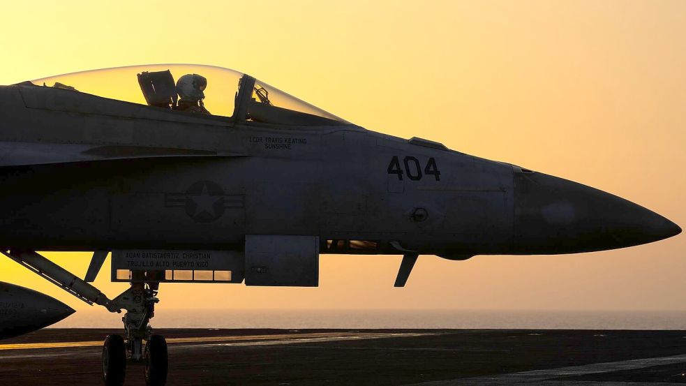Die USA greifen erneut Ziele im Iran an. (Archivbild) Foto: Bernat Armangue/AP/dpa