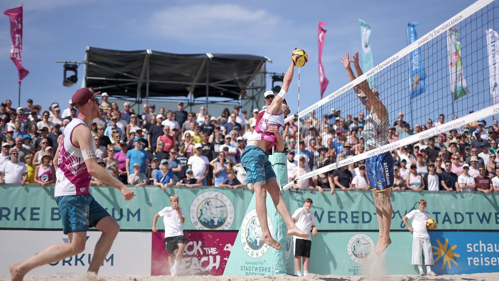 Beach-Profi-Volleyball gehört natürlich dazu.