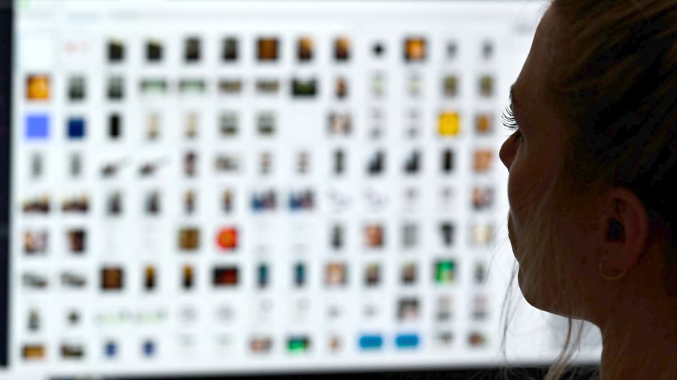 Automatisierte Programme sollen Verdachtsfälle von Kindesmissbrauch zwar entdecken, ein Mensch muss sie vor der Weiterleitung an Ermittler aber verifizieren. (Symbolbild) Foto: Arne Dedert