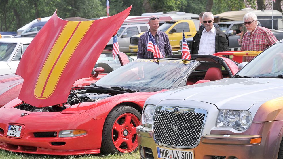 Freunde amerikanischer Autos treffen sich wieder in Aurich. Foto: Klaus Ortgies/Archiv