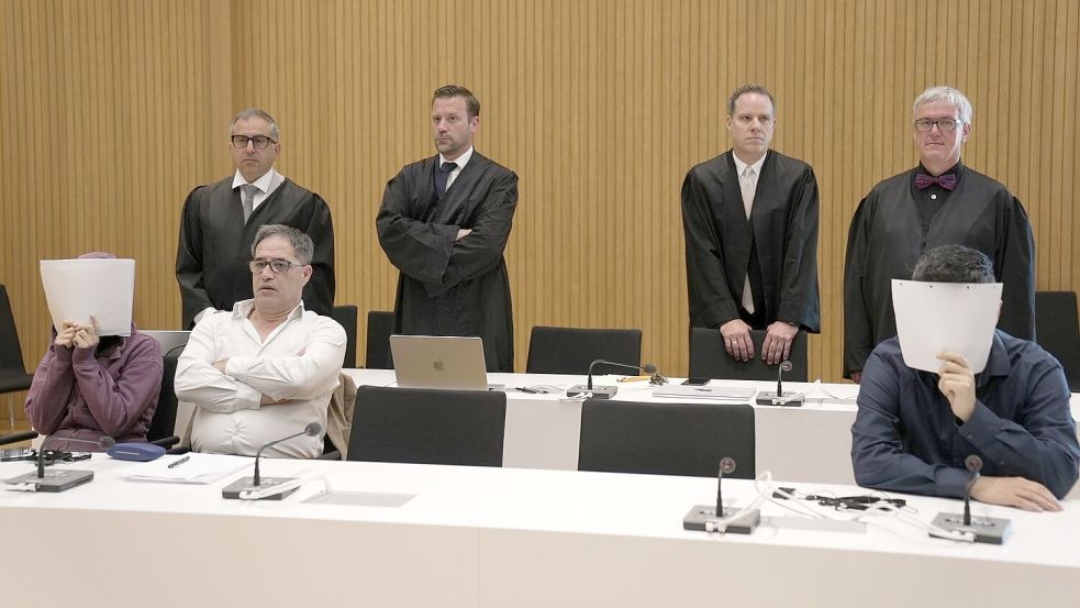 Im Prozess um die Versklavung zweier jesidischer Mädchen hatte das angeklagte Ehepaar das letzte Wort. Foto: Ehsan Monajati