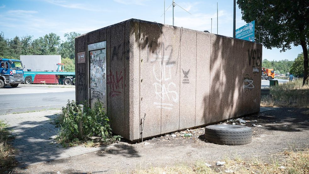 Teilweise sind die Sanitäranlagen auf unbewirtschafteten Rastplätzen in unerfreulichem Zustand. Foto: Hannes P. Albert/dpa