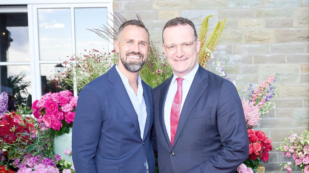 Daniel Funke und Jens Spahn sind seit 2017 verheiratet. (Archivbild) Foto: Annette Riedl